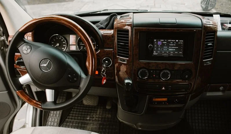 Аренда Mercedes-Benz Sprinter full