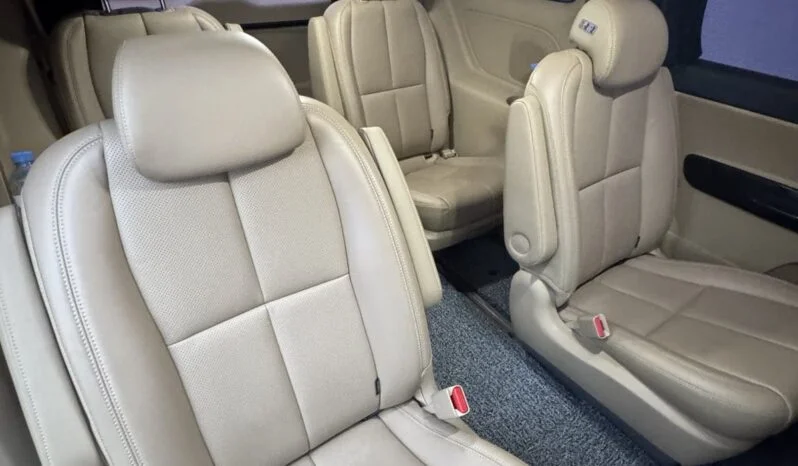 Аренда Kia Carnival с водителем full