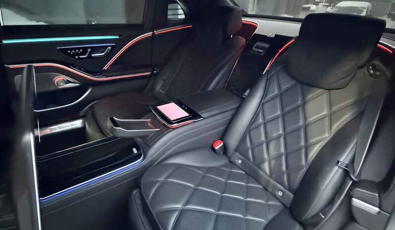 Аренда Mercedes-Maybach S-Class W223 full